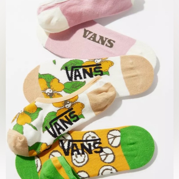 VANS WOMEN’S VARIETY PACK OF NO SHOW FLOWER TIDE CANOODLE SOCKS THREE PACK NWT - Picture 2 of 7